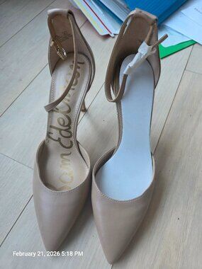 Sam Edelman pumps